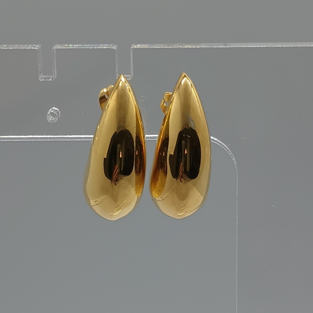 New Teardrop Earrings .925 silver 18K Plated